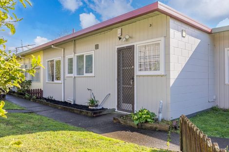 Photo of property in 2/39 Rathgar Road, Henderson, Auckland, 0610