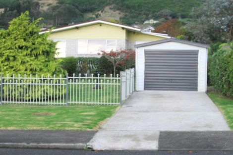 Photo of property in 29 Huia Street, Waikanae, 5036