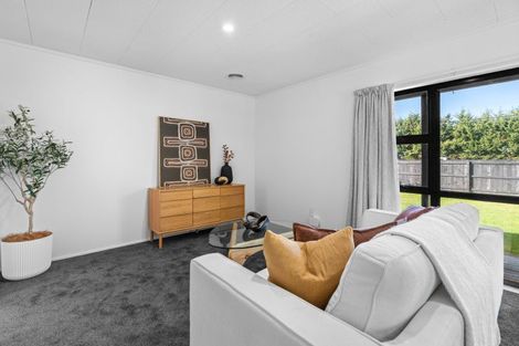 Photo of property in 424 High Street South, Carterton, 5713