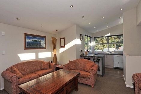 Photo of property in 1 Cameron Street, Kaiwharawhara, Wellington, 6035