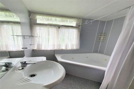 Photo of property in 45 Moeraki Road, Maoribank, Upper Hutt, 5018