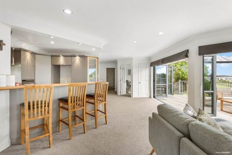 Photo of property in 93 Anzac Road, Pukekohe, 2120