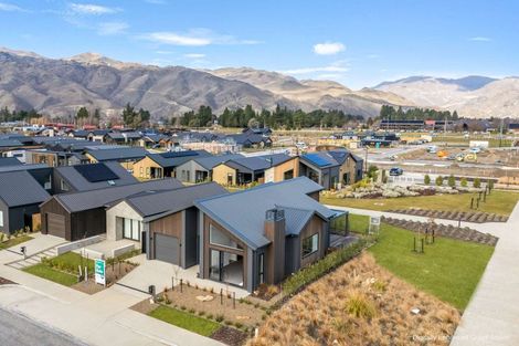 Photo of property in 24 Bragato Way, Cromwell, 9310