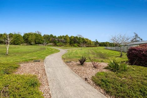 Photo of property in 1 Lancewood Lane, Kaukapakapa, Helensville, 0875