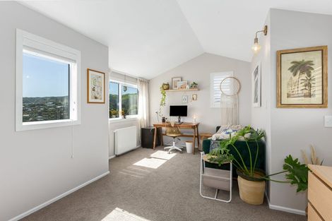 Photo of property in 120a Motuhara Road, Plimmerton, Porirua, 5026