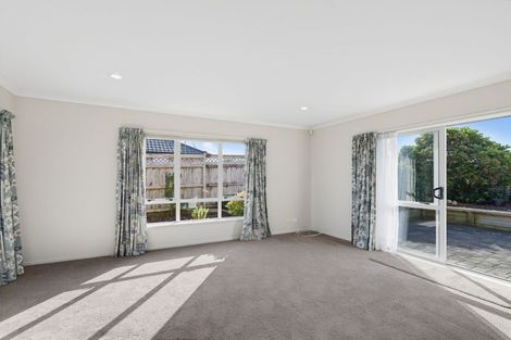 Photo of property in 87 Riverside Drive, Waiuku, 2123