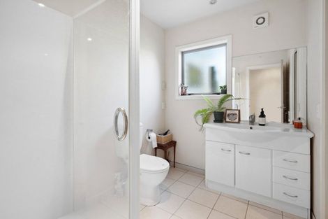 Photo of property in 42 Waverton Terrace, Churton Park, Wellington, 6037