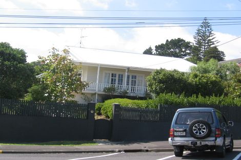 Photo of property in 43 Mahara Avenue, Birkenhead, Auckland, 0626