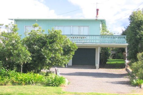 Photo of property in 313 Rangi Avenue, Whangamata, 3620