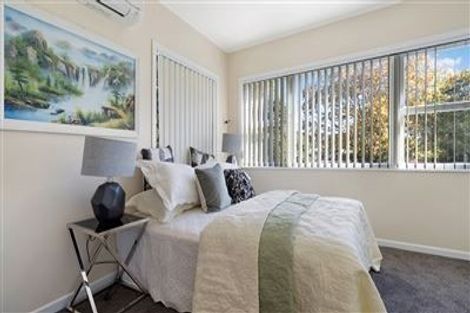 Photo of property in 64 Seabrook Avenue, New Lynn, Auckland, 0600