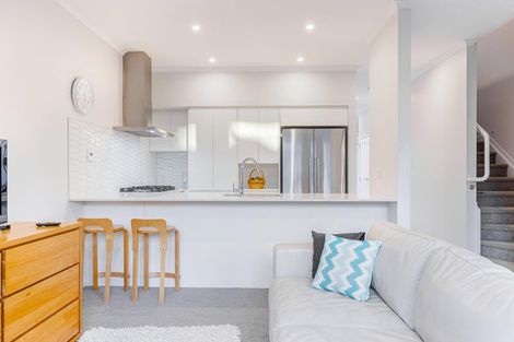 Photo of property in 7 Jagoda Road, Westgate, Auckland, 0614