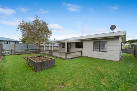 Photo of property in 17b Tiller Close, Kelvin Grove, Palmerston North, 4414