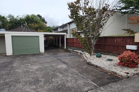 Photo of property in 8b Walpole Avenue, Hillpark, Auckland, 2102