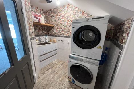 Photo of property in 258 Ngahere Park Road, Turitea, Palmerston North, 4472