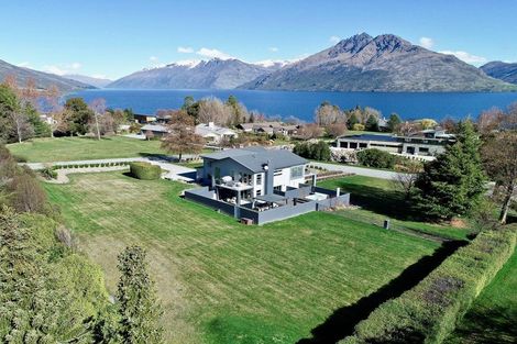 Photo of property in 2 Tasman Terrace, Drift Bay, Queenstown, 9371