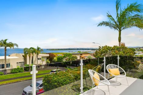 Photo of property in 23 Bannings Way, Hobsonville, Auckland, 0618