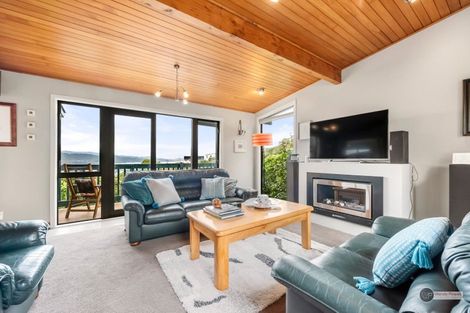 Photo of property in 30 Pekanga Road, Normandale, Lower Hutt, 5010