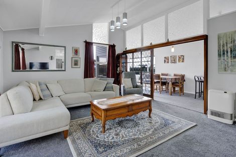 Photo of property in 30a Disraeli Street, Hawera, 4610