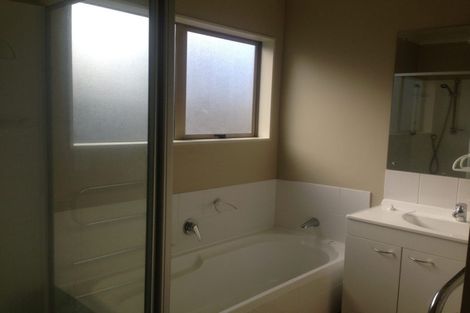 Photo of property in 28 Birchlands Road, Flat Bush, Auckland, 2019