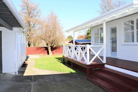 Photo of property in 23 Gordon Place, Levin, 5510