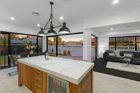 Photo of property in 36 Kahu Road, Fendalton, Christchurch, 8041