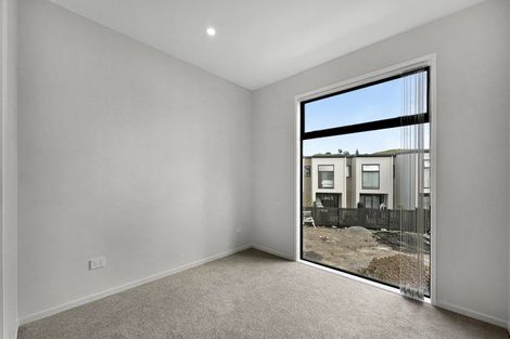 Photo of property in 5 Tima Lane, Mangere Bridge, Auckland, 2022