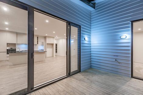 Photo of property in 7 Ropere Street, Kumeu, 0810