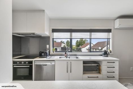 Photo of property in 26 Kevale Place, Manurewa, Auckland, 2102