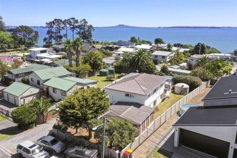 Photo of property in 84 First View Avenue, Beachlands, Auckland, 2018