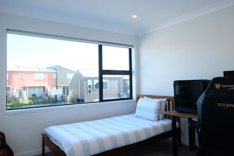 Photo of property in 16 Whimbrel Road, Flat Bush, Auckland, 2019