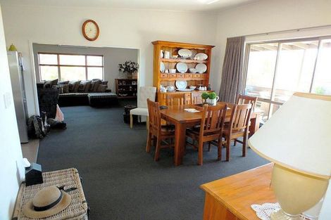 Photo of property in 103 The Tee, Matarangi, Whitianga, 3592