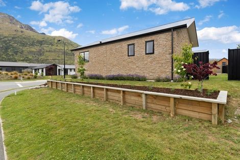 Photo of property in 2 Headley Drive, Lower Shotover, Queenstown, 9304
