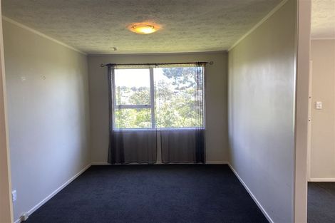 Photo of property in 13 Adam Sunde Place, Glen Eden, Auckland, 0602