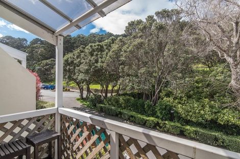 Photo of property in 17 Lawson Place, Mount Victoria, Wellington, 6011