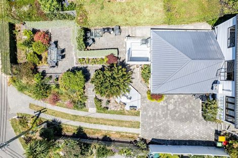 Photo of property in 17 Penlington Place, Akaroa, 7520