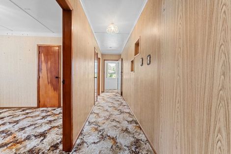 Photo of property in 181 Mangorei Road, Merrilands, New Plymouth, 4312