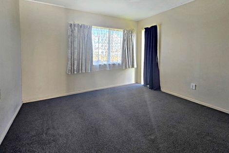 Photo of property in 73a Heathdale Crescent, Papakura, 2110