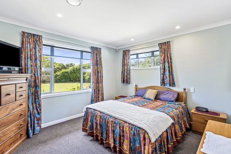 Photo of property in 3-9 Seddon Street, Waikanae, 5036