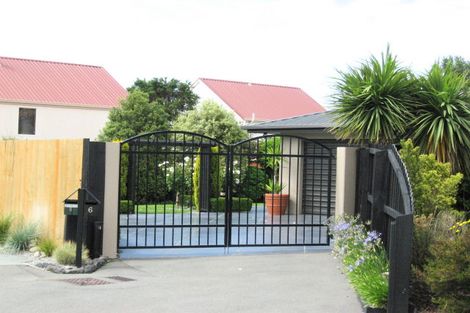 Photo of property in 6 Castleview Lane, Heathcote Valley, Christchurch, 8022