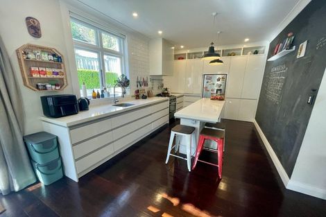 Photo of property in 379 Karori Road, Karori, Wellington, 6012