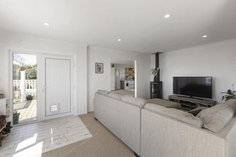 Photo of property in 57c Anglers Avenue, Warea, New Plymouth, 4381