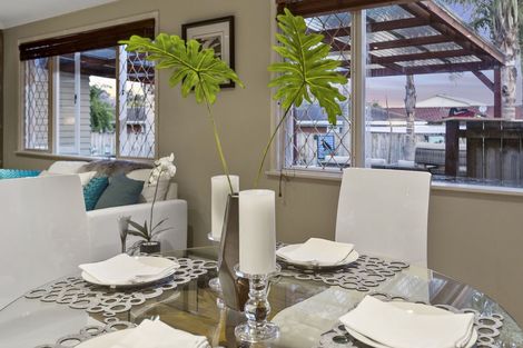 Photo of property in 230a Pakuranga Road, Pakuranga Heights, Auckland, 2010