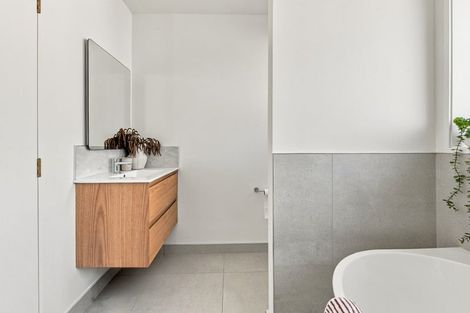 Photo of property in 1/33 Trafford Street, Harewood, Christchurch, 8051