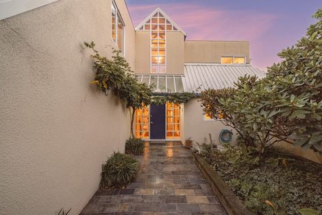 Photo of property in 37 Longhurst Terrace, Cashmere, Christchurch, 8022