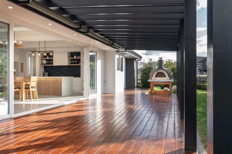 Photo of property in 1 Moemoea Place, Cambridge, 3434