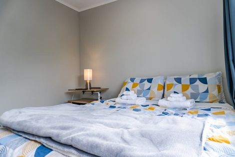 Photo of property in 94 Nicholson Road, Khandallah, Wellington, 6035