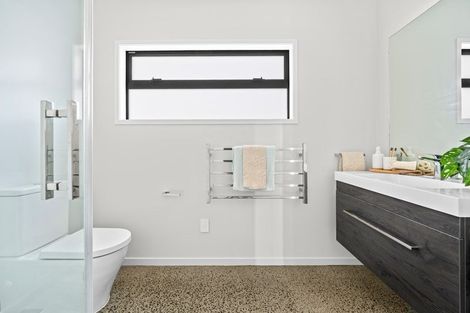 Photo of property in 77 Wairimu Way, Waipu, 0582