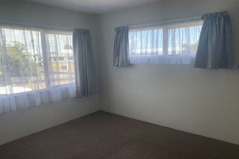 Photo of property in 29 Barneys Farm Road, Clendon Park, Auckland, 2103