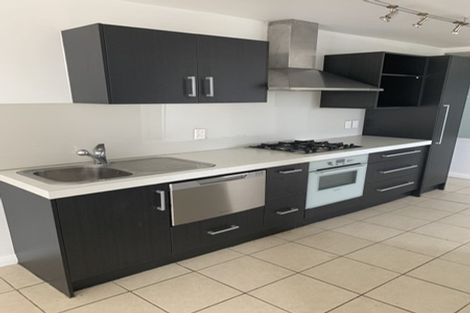 Photo of property in 65 Norwood Road, Bayswater, Auckland, 0622