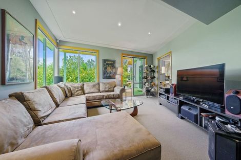 Photo of property in 19 Dillon Street, Lowry Bay, Lower Hutt, 5013